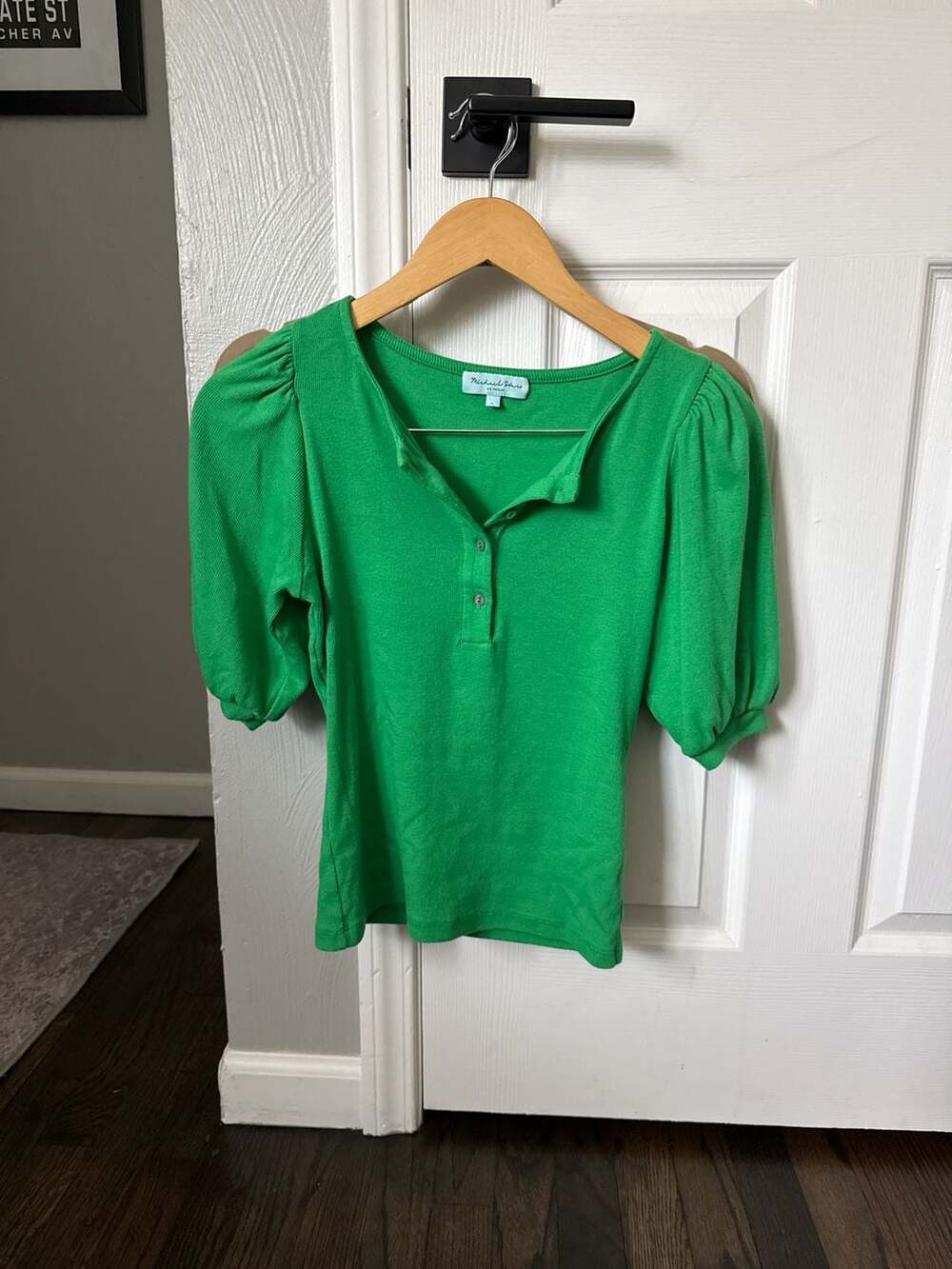 Michael Stars Green Ribbed Puff Sleeve Henley T-Shirt